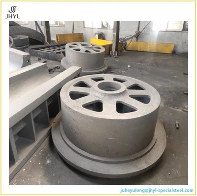 Une roue mécanique en fonte se déforme-t-elle facilement dans des environneme...